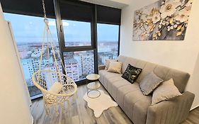 Hanza Tower Ajp Glamour Apartment High Floor